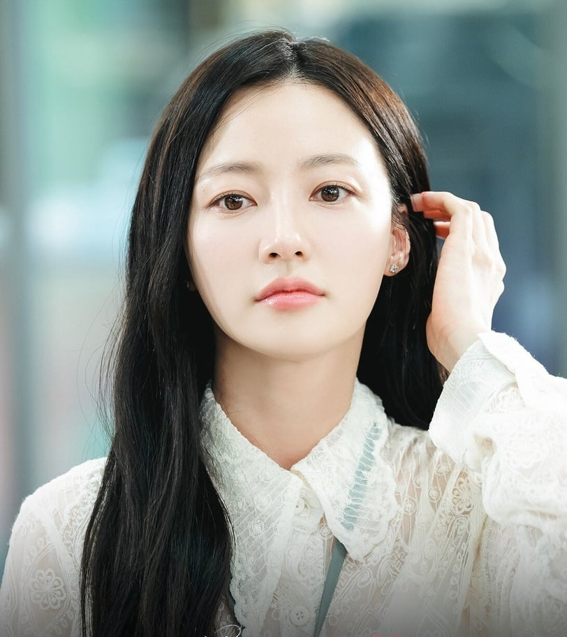 Song Ha Yoon - nữ diễn viên nổi đình đám sau vai phụ 