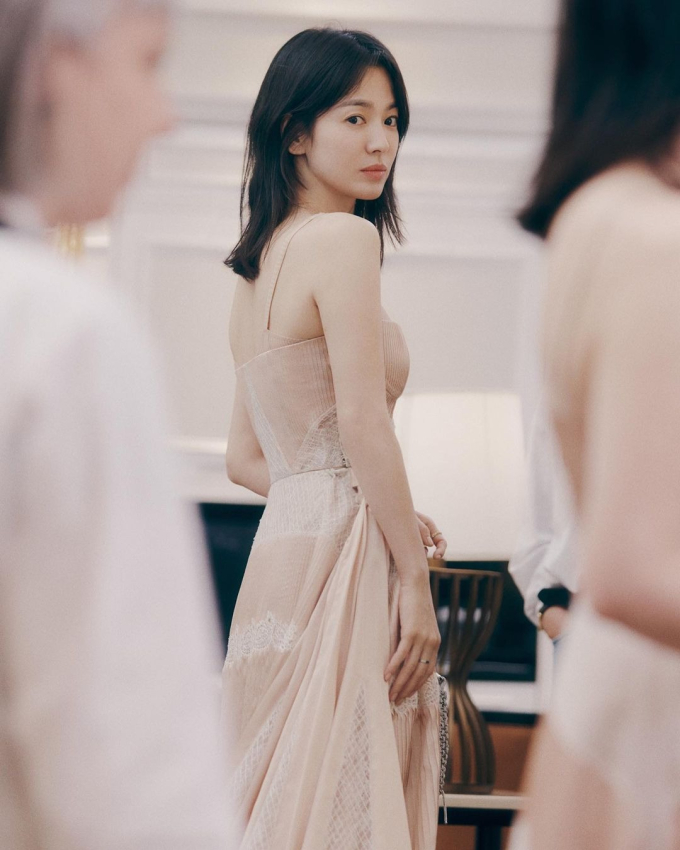 Mặt mộc của Song Hye Kyo là niềm ước ao với bao người