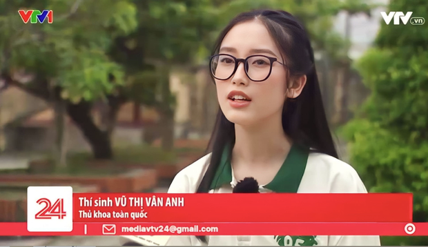 Vũ Thị Vân Anh, thủ khoa tốt nghiệp THPT năm 2023 điểm cao nhất toàn quốc.