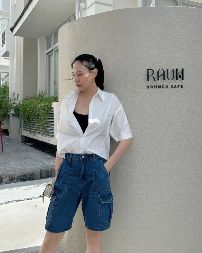 Phong cách của Đàm Thu Trang ngày càng trẻ trung nhờ 3 món thời trang