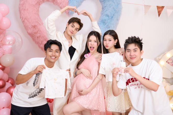 Lucie - Tuấn Dương và các thí sinh trước chung kết 