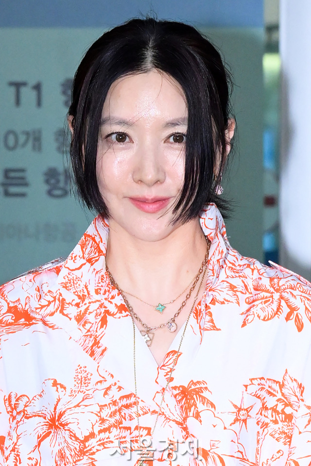 Showbiz Hàn có 1 nữ diễn viên, 53 tuổi vẫn sở hữu nhan sắc 