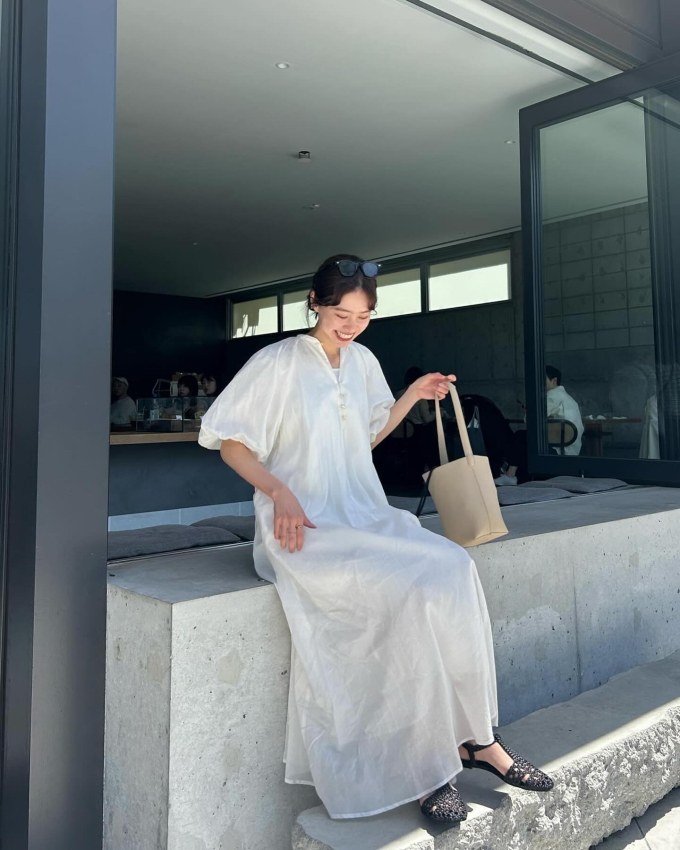 Thời trang tối giản của phụ nữ Nhật Bản: Chỉ cần 5 công thức là mặc đẹp suốt mùa hè