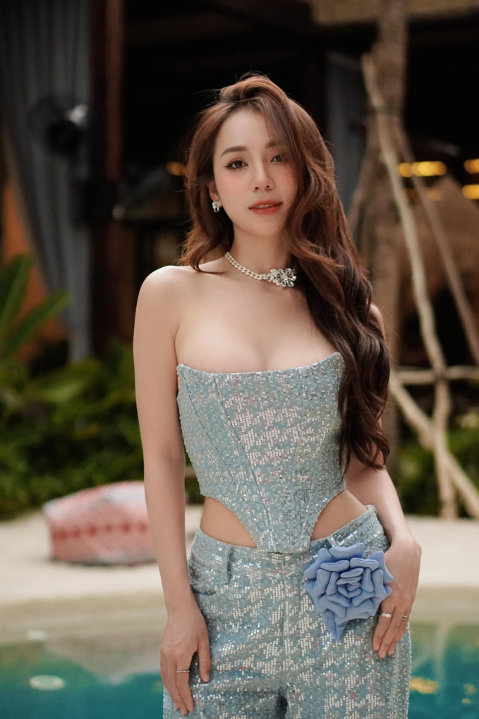 Hoàng Kim Chi đã xuất sắc vượt qua nhiều đối thủ nặng ký và giành danh hiệu Miss Fire Vietnam tại vòng chung kết của cuộc thi Miss Earth Vietnam 2023