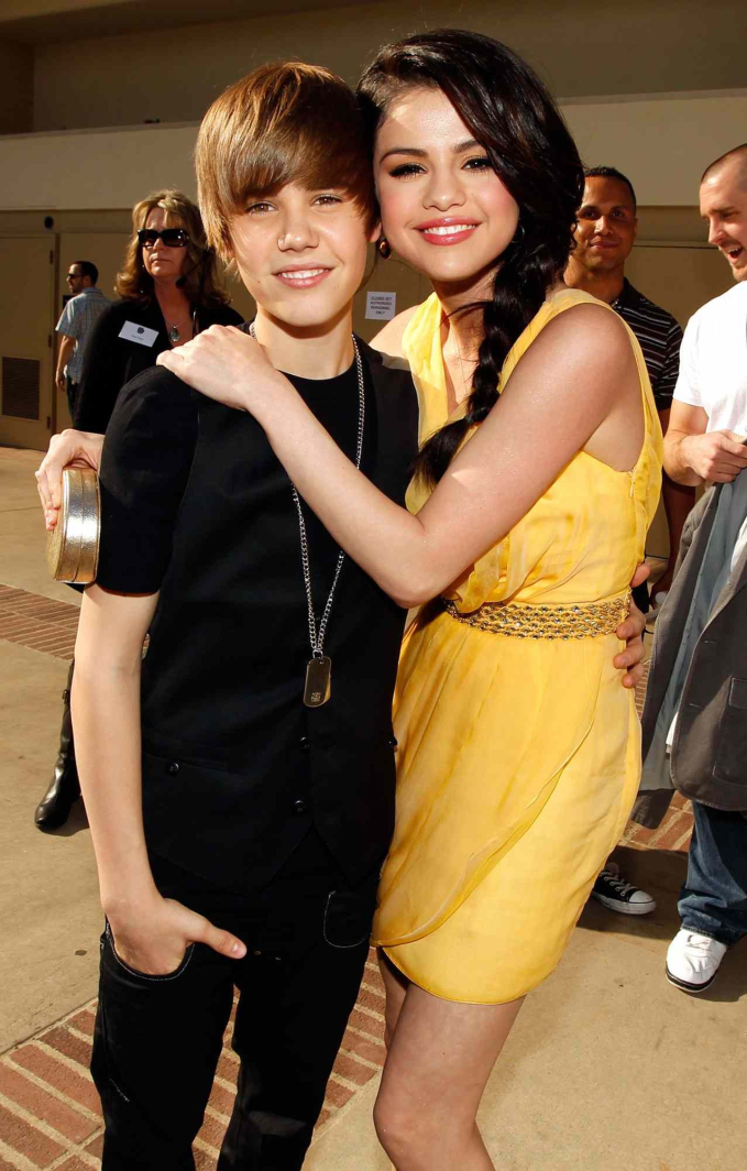 Sự việc diễn ra vào thời điểm Selena Gomez và Justin Bieber vẫn còn hẹn hò