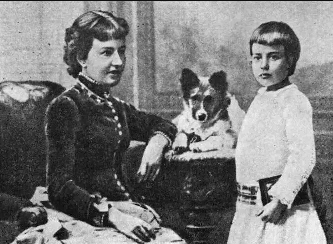 Sofia Kovalevskaia bên cô con gái Sonya