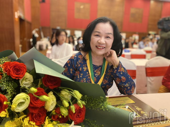 GS.TS. NGƯT Nguyễn Thị Minh Thủy tại lễ trao giải Kovalevskaia năm 2021