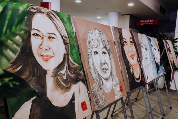 Một số tranh chân dung về các nhà báo nữ của nhà báo Huỳnh Dũng Nhân được trưng bày tại Bảo tàng Phụ nữ Việt Nam. Ảnh: Fanpage Bảo tàng phụ nữ Việt Nam