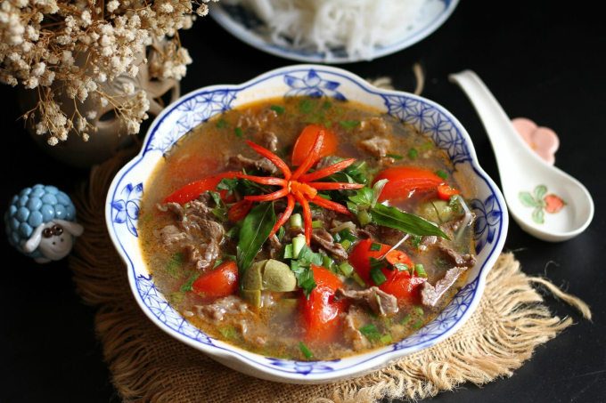 Bò thuôn hành răm: món ăn gắn liền với tuổi thơ nhiều thế hệ người Hà Nội xưa