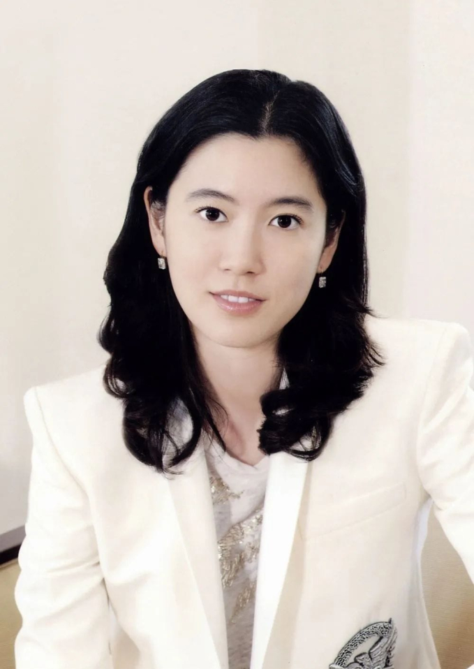 Lim Se Ryung là nữ doanh nhân tài sắc vẹn toàn.