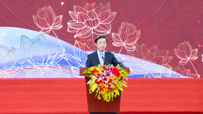 Phó Thủ tướng Trần Hồng Hà phát biểu tại Lễ bế mạc Hội Báo toàn quốc 2023. Ảnh: Vũ Hảo