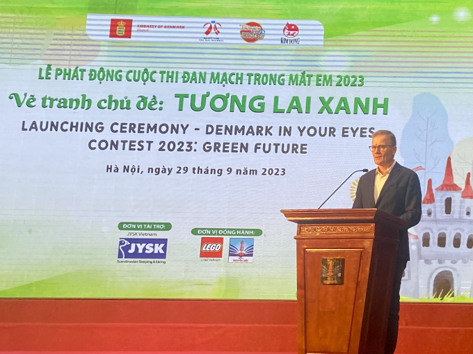 Ông Nicolai Prytz, Đại sứ Đan Mạch tại Việt Nam phát biểu khai mạc Cuộc thi vẽ tranh 
