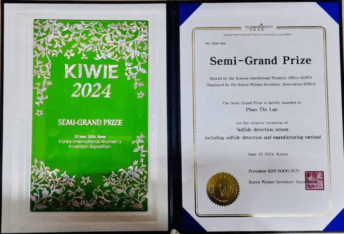 Bằng chứng nhận Giải Semi-Grand Prize tại KIWIE 2024