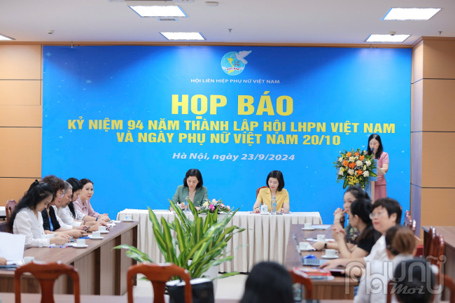 Toàn cảnh buổi họp báo hướng tới kỷ niệm 94 năm ngày thành lập Hội LHPN Việt Nam và Ngày Phụ nữ Việt Nam 20/10. Ảnh: Hoàng Toàn