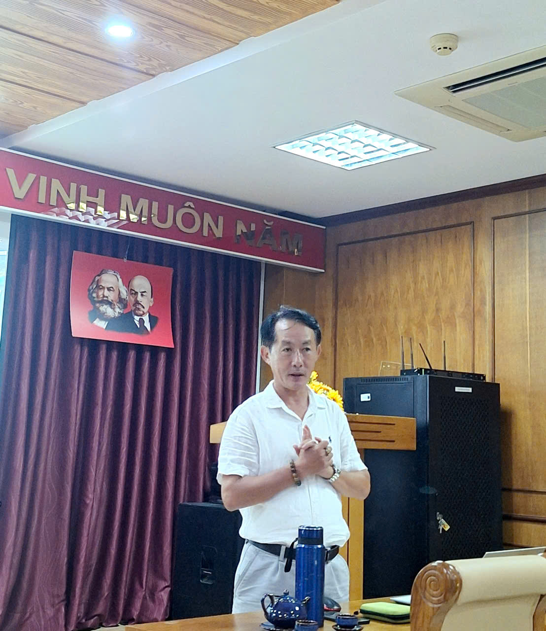   Nhà báo Nguyễn Thanh Tùng, Trưởng ban Truyền thông Báo Người Lao Động; Giảng viên kiêm chức của Trung tâm Bồi dưỡng nghiệp vụ báo chí.  