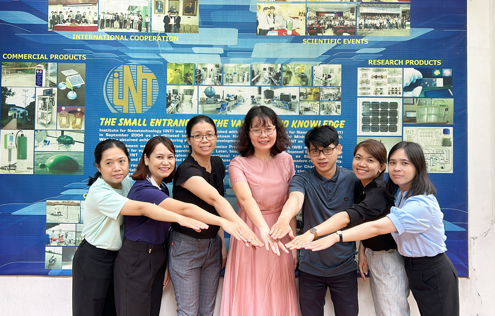 PGS.TS Đặng Thị Mỹ Dung đã và đang đào tạo, truyền cảm hứng cho nhiều thế hệ nghiên cứu viên. Ảnh Tư liệu NVCC