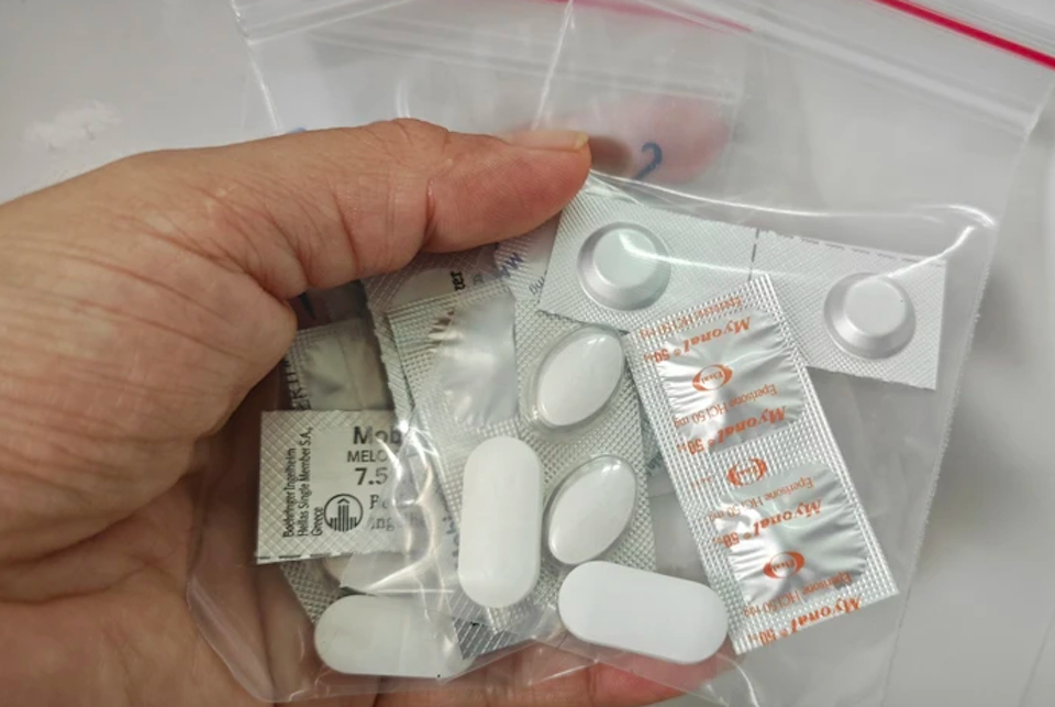 Nhiều nhà thuốc trên địa bàn TP.HCM bị xử phạt hàng chục triệu đồng do hành vi bán thuốc kê đơn khi không có đơn thuốc và vi phạm quy định bảo quản dược phẩm