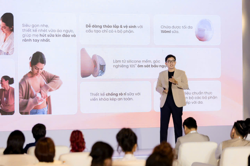 Hệ sinh thái eufy Baby chính thức ra mắt tại Việt Nam với dải sản phẩm thông minh gồm máy hút sữa không dây, máy rửa bình tiệt trùng và camera giám sát em bé
