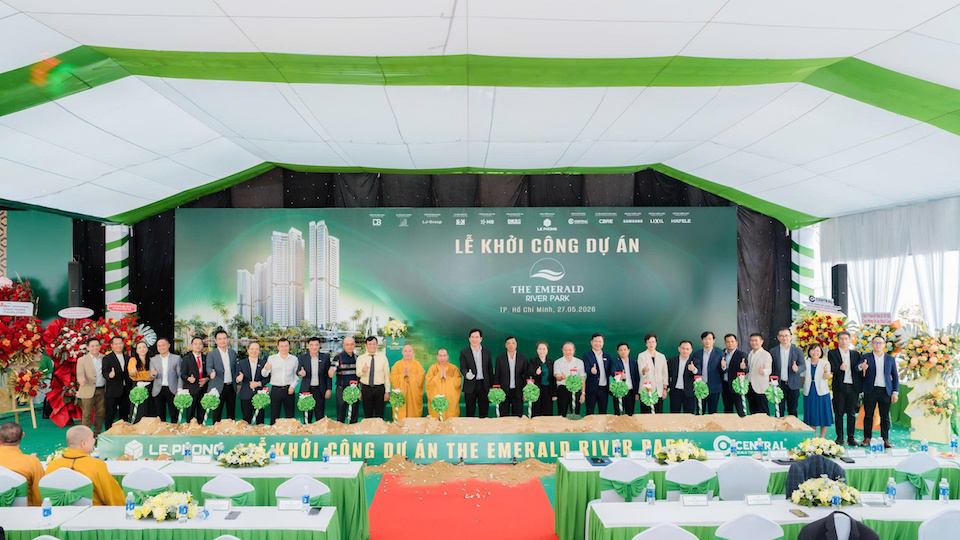 Nghi thức thực hiện Lễ khởi công dự án Khu căn hộ cao cấp The Emerald River Park.