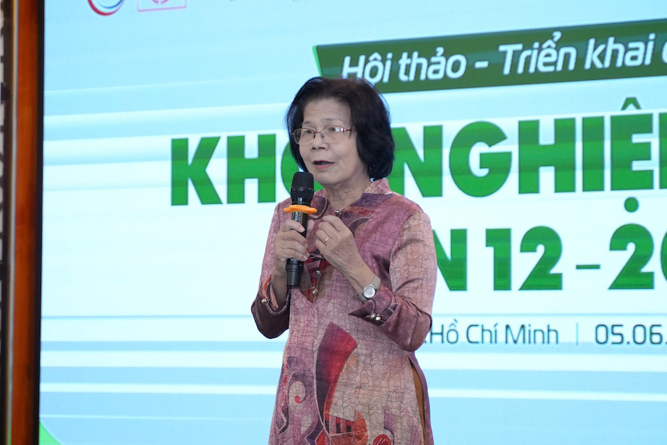 Bà Vũ Kim Hạnh, Chủ tịch Hiệp hội Doanh nghiệp HVNCLC, nhấn mạnh giá trị của cuộc thi không nằm ở việc tìm kiếm cái mới mỗi năm, mà ở khả năng liên tục học hỏi từ thực tiễn. Ảnh: BTC