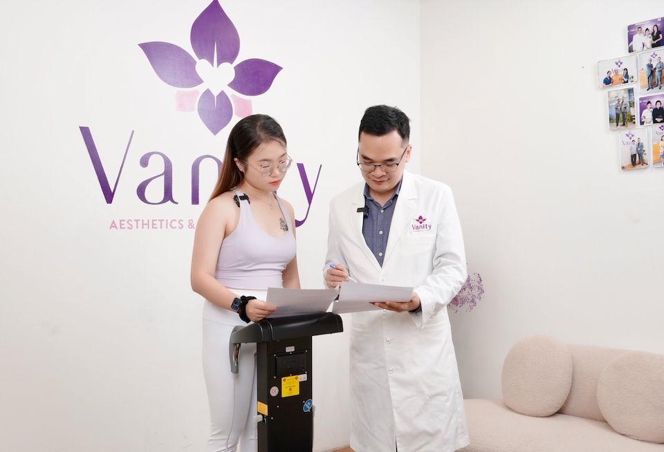 ThS.BS. Huỳnh Ngọc Hưng - Nhà Sáng Lập Hệ thống Phòng khám Chuyên khoa Vanity.