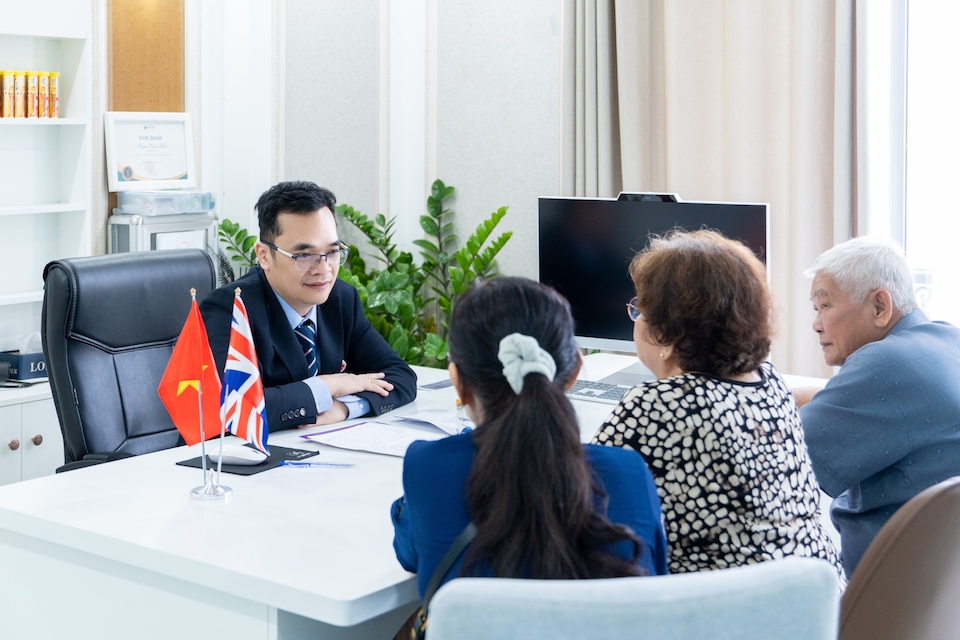 ThS.BS. Huỳnh Ngọc Hưng - Nhà Sáng Lập Hệ thống Phòng khám Chuyên khoa Vanity.