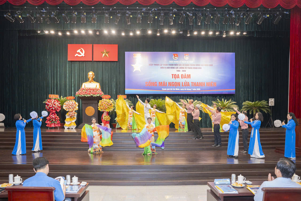 Toàn cảnh buổi tọa đàm