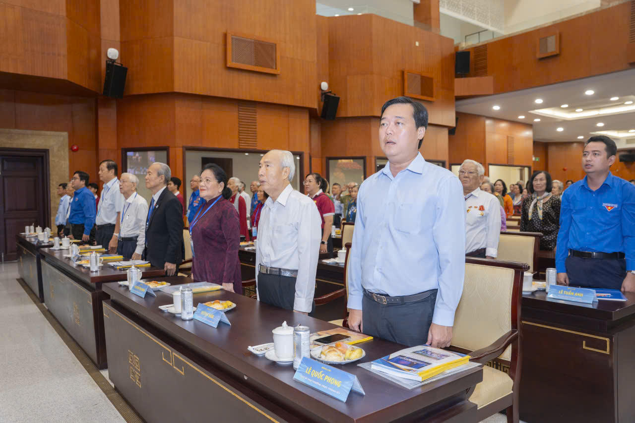Nghi thức mặc niệm tại tọa đàm