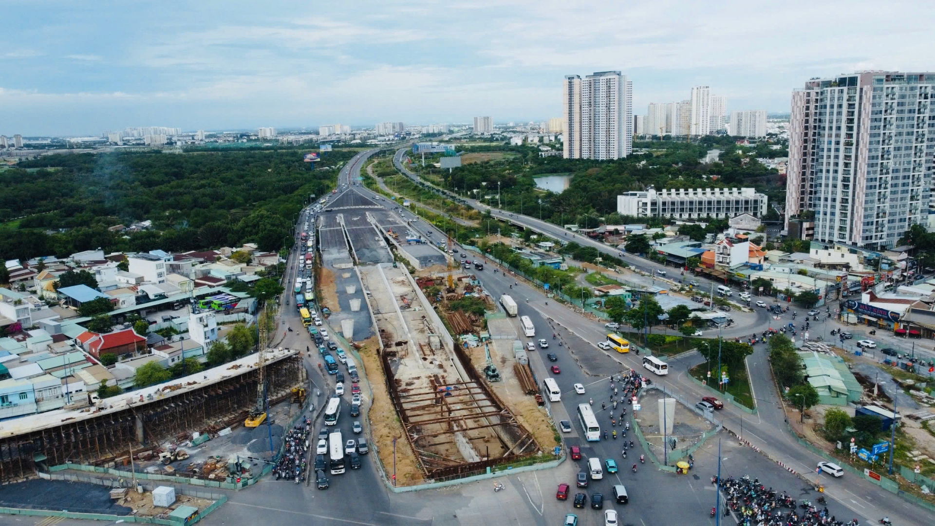 Hầm chui HC1 tại nút giao An Phú