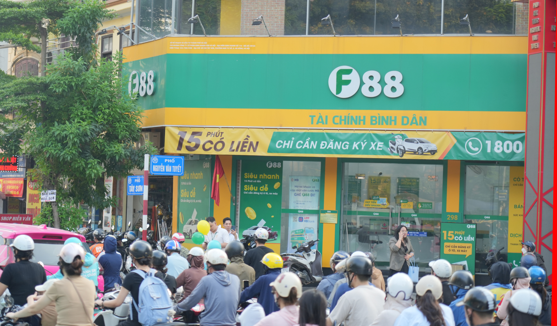 Một phòng giao dịch của F88