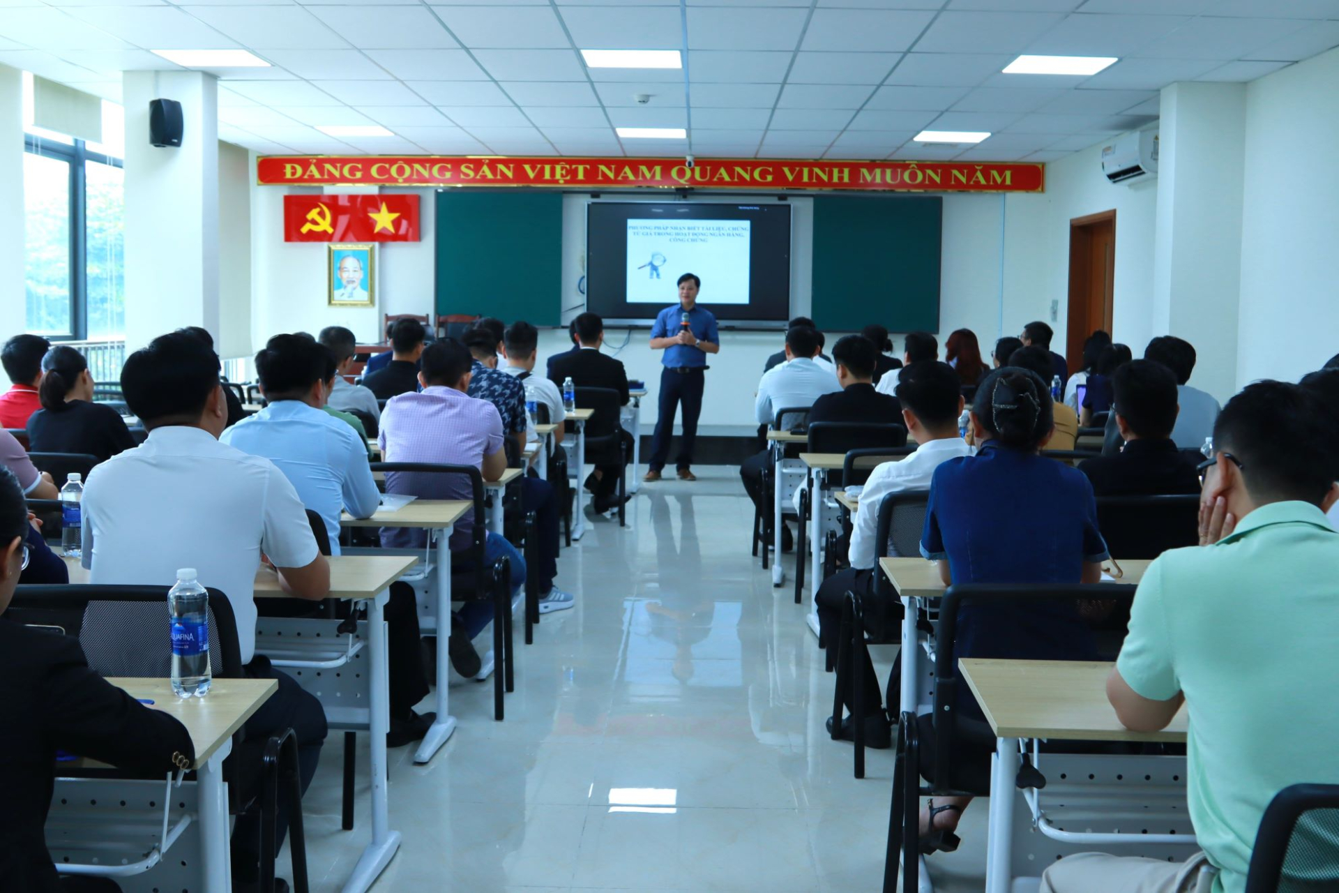 Toàn cảnh chương trình tập huấn