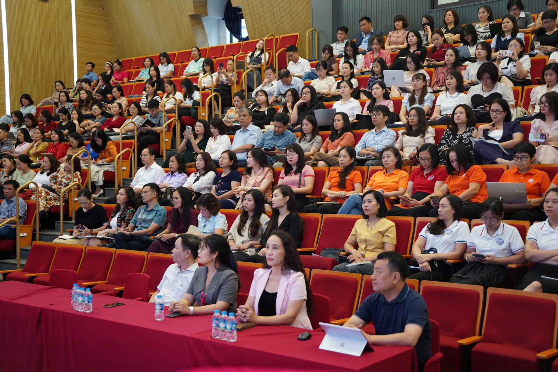 Quang cảnh buổi tập huấn