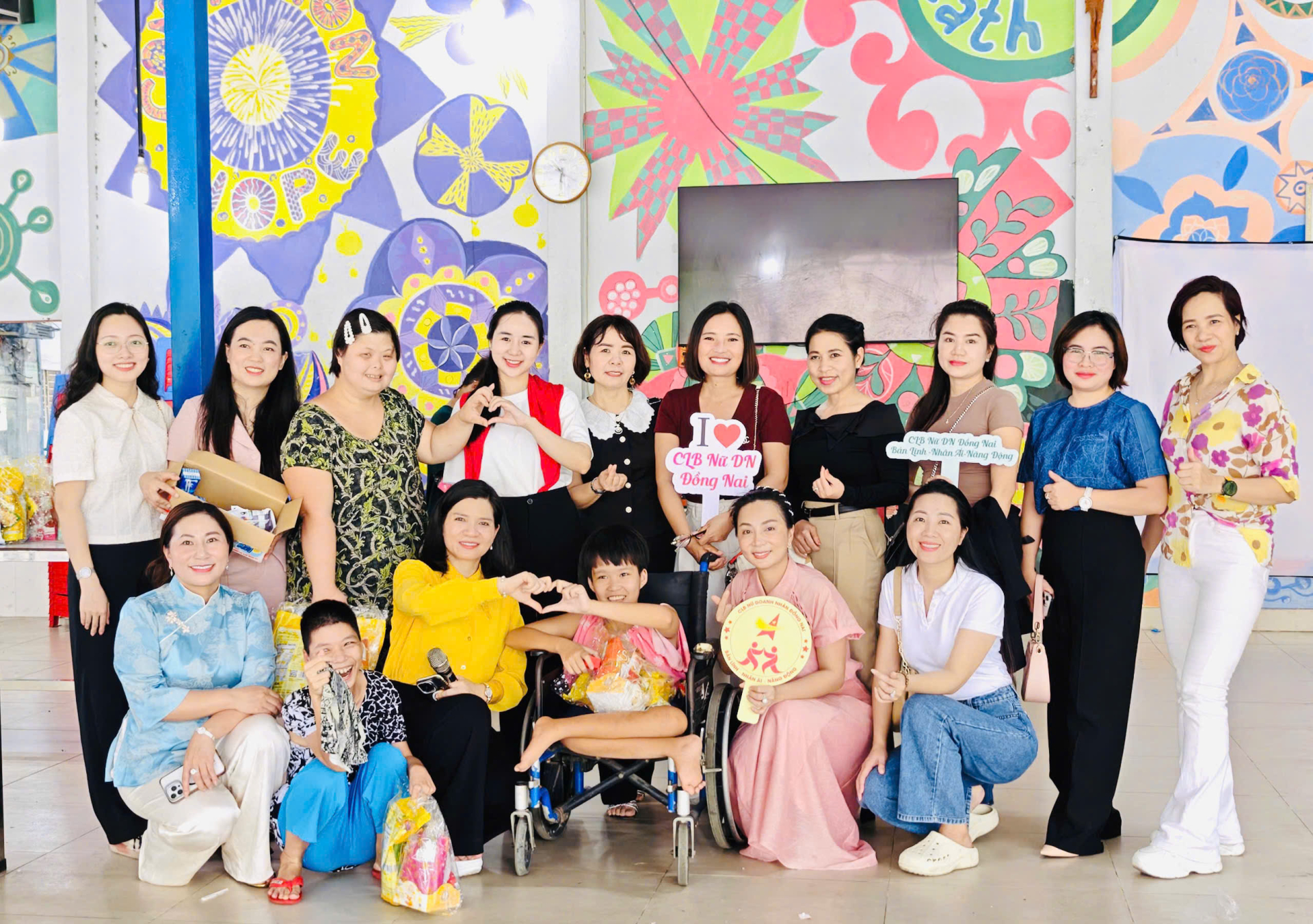 Nữ doanh nhân Đồng Nai mang Trung thu ấm áp đến Cô nhi viện Thiên Bình