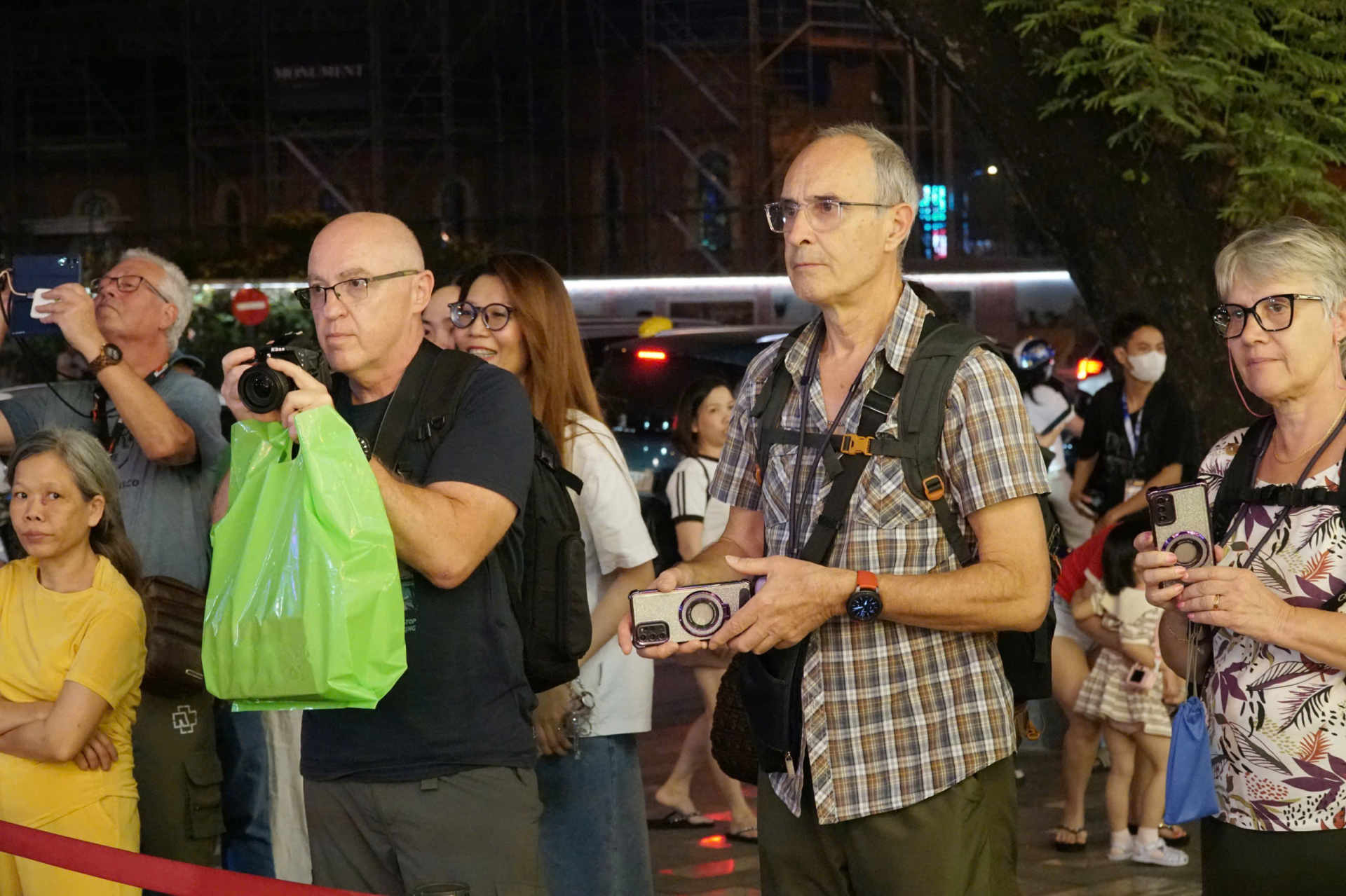 Phường Sài Gòn là phường trung tâm của thành phố, với sức hút khách du lịch lớn và có nhiều công trình lịch sử nổi tiếng. Ảnh: Vĩnh Hy