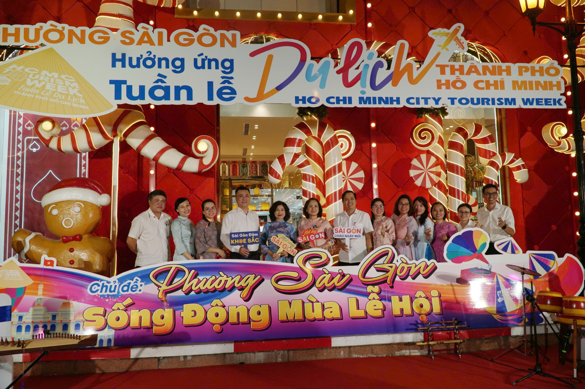 Với chủ đề “Phường Sài Gòn - Sống động mùa lễ hội”, sự kiện đã thu hút nhiều người đến tham dự và thưởng thức. Ảnh: Vĩnh Hy