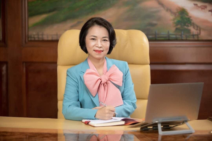 Bà Phạm Thu Hương - vợ Chủ tịch Phạm Nhật Vượng. Bà cùng chồng là 2 nhà sáng lập giải thưởng VinFuture.  