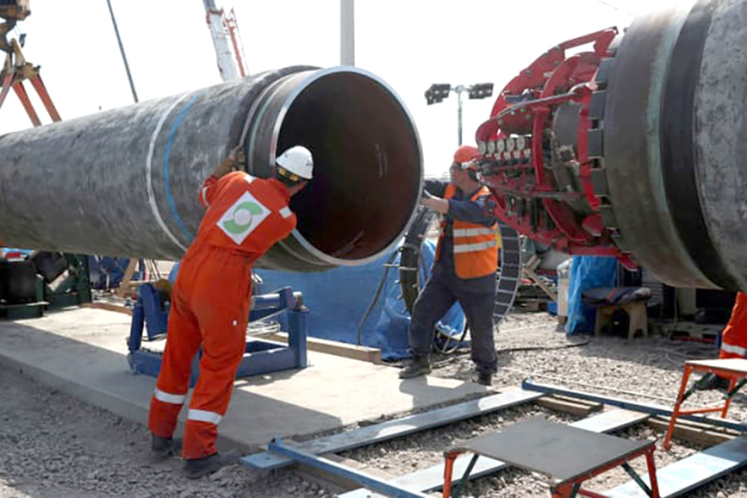 Công nhân trên công trường xây dựng đường ống dẫn khí Nord Stream 2, Leningrad, Nga, ngày 5/6/2019.