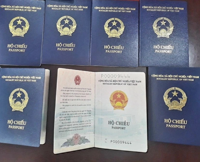Nhiều nước châu Âu tuyên bố ngừng cấp thị thực cho mẫu hộ chiếu mới của Việt Nam với lý do không có thông tin về nơi sinh.
