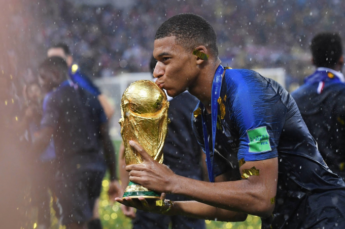 Đội tuyển Pháp hiện là đương kim vô địch World Cup. Họ đang hướng đến lần thứ 3 nâng cúp tại giải đấu này trong trận đối đầu Argentina vào tối 18/12. Ảnh: FIFA.