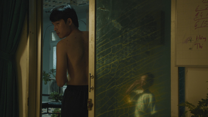 Bên Trong Vỏ Kén Vàng: Bộ phim đầu tay đầy khiêu khích và bí ẩn của đạo diễn Việt đoạt giải Cannes
