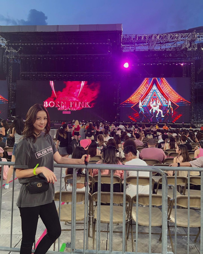 Son Tae Young hào hứng đến xem concert của BLACKPINK tại New Jersey, Mỹ