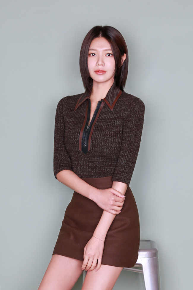 Sooyoung xuất hiện xinh đẹp, đầy cuốn hút trong buổi phỏng vấn với tờ Newsen