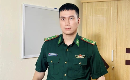 Diễn viên Việt Anh đóng vai bộ đội biên phòng trong phim mới.