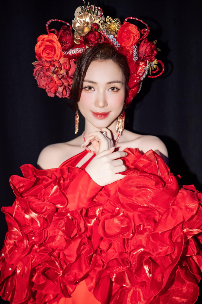 MXH rộ tin đồn Hòa Minzy là ca sĩ khách mời thay thế Hoàng Thùy Linh