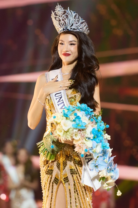 Bùi Quỳnh Hoa vướng loạt ồn ào đời tư kể từ khi đăng quang Miss Universe Vietnam