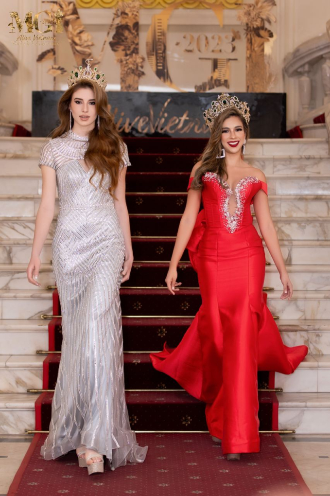Thảm đỏ lễ trao sash Miss Grand International 2023: Lê Hoàng Phương diện váy xuyên thấu, Hoa hậu đẹp nhất thế giới khoe dáng với áo dài