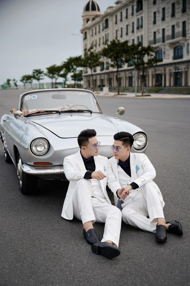 Bộ ảnh cưới của Hà Trí Quang và bạn trai Thanh Đoàn