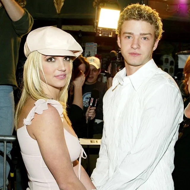 Britney Spears tiết lộ cô bị Justin Timberlake 