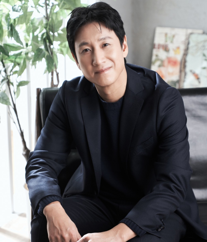 4 dự án phim ảnh có nguy cơ thiệt hại lớn vì bê bối của Lee Sun Kyun