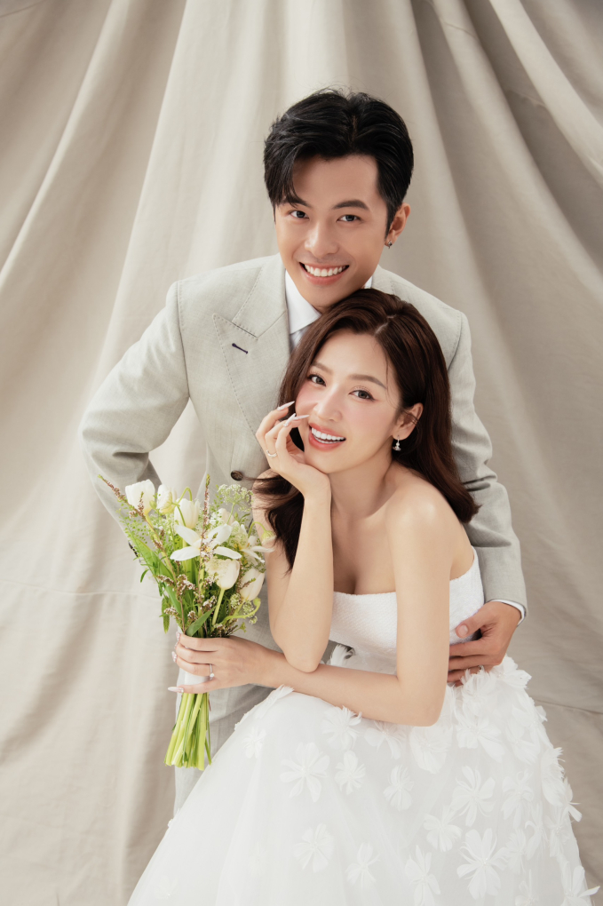 Puka và Gin Tuấn Kiệt tung ảnh cưới cực đáng yêu, hé lộ ngày cưới và 3 địa điểm tổ chức!